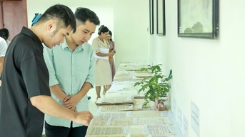 Giới thiệu tài liệu lưu trữ quốc gia về tiếp quản Thủ đô