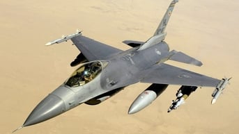 Phi công Ukraine điều khiển F-16 bắn hạ 6 tên lửa hành trình Nga