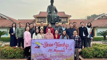 Chương trình du lịch về nguồn "Vĩnh Linh