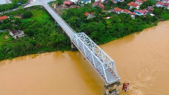 Lập tổ công tác triển khai dự án xây dựng cầu Phong Châu