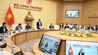 Chuyển đổi tư duy xây dựng và thi hành pháp luật