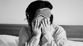 Mất ngủ sau đột quỵ điều trị thế nào