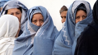 Liên hợp quốc kêu gọi "hỗ trợ phụ nữ Afghanistan bằng mọi cách"