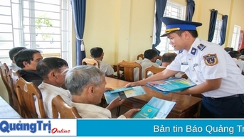 ការ​ឃោសនា​ប្រឆាំង​នឹង​ការ​នេសាទ​ខុស​ច្បាប់
