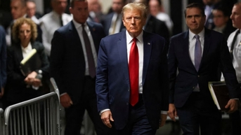 Trump និយាយថាគាត់ប្រហែលជាត្រូវលក់ទ្រព្យសម្បត្តិដើម្បីបង់ប្រាក់ពិន័យចំនួន 464 លានដុល្លារ