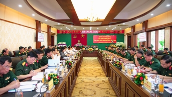 Đảng ủy Quân khu 7 ra nghị quyết lãnh đạo năm 2025