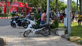 Tài xế Grab bị người đàn ông chạy xe ôm truyền thống đâm tử vong