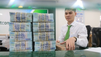 Ngân hàng chính thức cho cá nhân vay mua nhà, ô tô… trả nợ ngân hàng khác