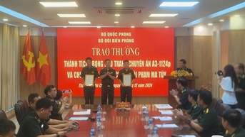 Bộ Quốc phòng khen thưởng 'nóng' 2 chuyên án chống tội phạm cao điểm Tết Ất Tỵ 2025