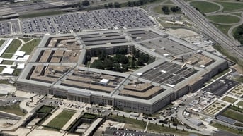 Rộ tin ông Trump lên danh sách ‘thanh lọc’ Lầu Năm Góc