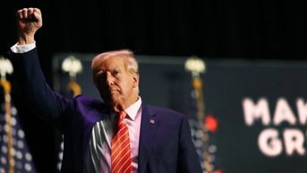 Bầu cử sơ bộ tại Iowa: Lần đầu ông Trump "xung trận" năm 2024