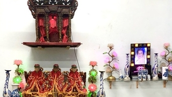 Đã an vị bàn thờ tổ và bàn thờ nghệ sĩ Phùng Há ở Trung tâm dưỡng lão Thị Nghè
