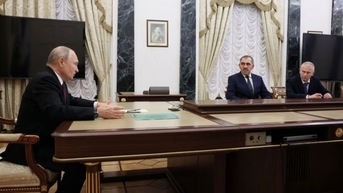 Tổng thống Putin ký sắc lệnh về nghĩa vụ quân sự mùa thu, thảo luận với cựu chỉ huy Wagner