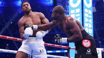 Anthony Joshua bị hạ knock-out ngỡ ngàng ở trận tranh đai vô địch quyền anh