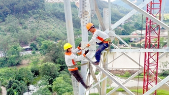 Có thêm đường dây 500kV mạch 3 kéo điện ra Bắc, truyền tải điện quốc gia lãi hơn 500 tỉ đồng