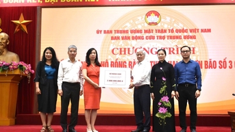 Trao gần 19,3 tỷ đồng kiều bào hỗ trợ đồng bào ảnh hưởng bão Yagi