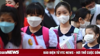 Trung tâm ngoại ngữ, tin học không được thu học phí dài hạn
