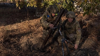 Ukraine âm thầm tiến quân trong bão, cắm sâu "mũi dao" bên sườn Nga