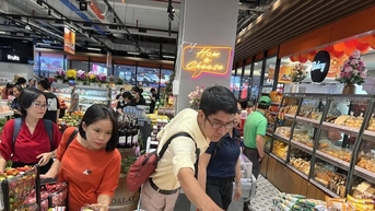 Ngành bán lẻ tăng tốc đón Tết
