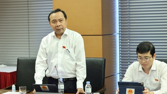 Giám đốc Đại học Quốc gia TP.HCM: Đánh thuế hoạt động giáo dục tạo gánh nặng học phí cho phụ huynh