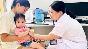 Huyện Sóc Sơn bước vào chiến dịch tiêm vaccine phòng bệnh sởi miễn phí