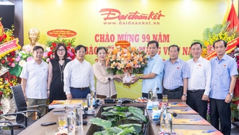 Tiếp tục phát huy vai trò là cơ quan ngôn luận của MTTQ Việt Nam