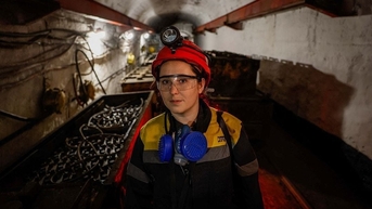 Những phụ nữ thay đàn ông làm thợ mỏ ở Ukraine