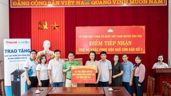 Báo Pháp Luật Việt Nam trao tặng nhiều phần quà ý nghĩa tới đồng bào huyện Văn Yên