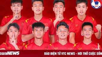Cầu thủ U18 Việt Nam sang Nhật Bản tập huấn với CLB của Công Phượng