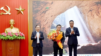 លោក Tran Phong កាន់តំណែងជាលេខារងគណៈកម្មាធិការបក្សខេត្ត Quang Binh