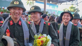 Hơn 2.000 thanh niên Cần Thơ nhập ngũ