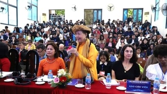 Phát huy giá trị liên văn hóa trong xu hướng hội nhập toàn cầu