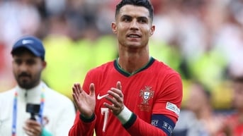 Ronaldo là siêu sao mang tính biểu tượng của bóng đá Bồ Đào Nha