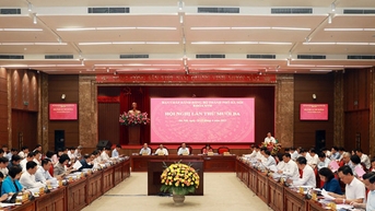 ពិធីបើកសន្និសីទលើកទី១៣ នៃគណៈកម្មាធិការប្រតិបត្តិបក្សទីក្រុងហាណូយនីតិកាល XVII