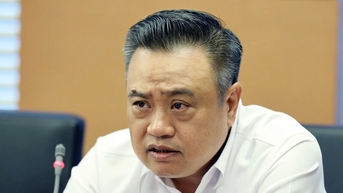 Lãnh đạo quận khiếu nại quyết định nghỉ công tác, Chủ tịch Hà Nội nói gì?