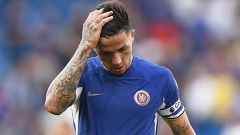 Enzo Fernandez tính rời Chelsea; Ramos ra mắt Sevilla; Liverpool từ chối bán Salah