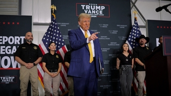 Ông Trump công bố kế hoạch trục xuất người nhập cư bất hợp pháp khỏi Mỹ