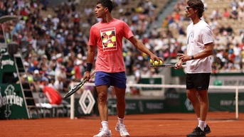 HLV Alcaraz: 'Học trò tôi và Djokovic hay nhất thế giới'