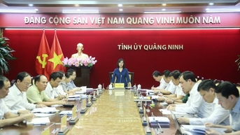 Bà Trịnh Thị Minh Thanh điều hành công việc của Tỉnh ủy Quảng Ninh