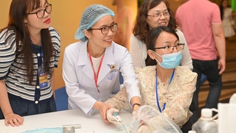 Ứng dụng kỹ thuật cao trong chẩn đoán điều trị sớm ung thư vú