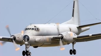 Máy bay tầm xa NATO lọt vào tầm ngắm của hệ thống phòng không Nga S-400