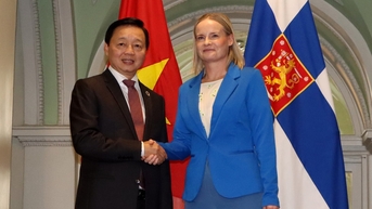 Tăng cường quan hệ kinh tế, thương mại, đầu tư giữa Việt Nam