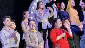 Nhiều ngôi sao hội ngộ trong đêm ra mắt sân khấu Thiên Đăng với vở "Giáng Hương"