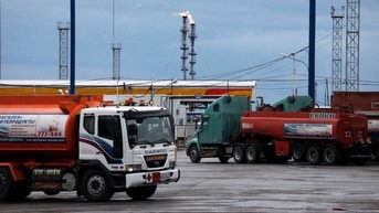 Nga cấm xuất khẩu xăng