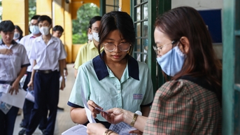 Gợi ý đáp án môn Văn thi lớp 10 ở TP HCM