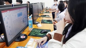 Vì sao học sinh căng mình ôn tập kiểm tra cuối kỳ?