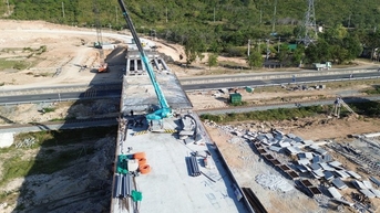 Tăng tốc đưa nút giao kết nối QL1 với cao tốc Cam Lâm