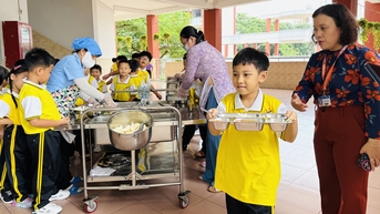 ការឡើងអាហារ និងបន្ទុកទ្វេដងនៃអាហាររូបត្ថម្ភ