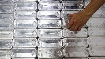 Bạc duy trì đà tăng sau quyết định của FED