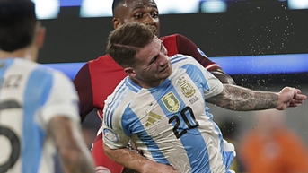 Đội tuyển Argentina bất ngờ đổi kế hoạch vì Messi?